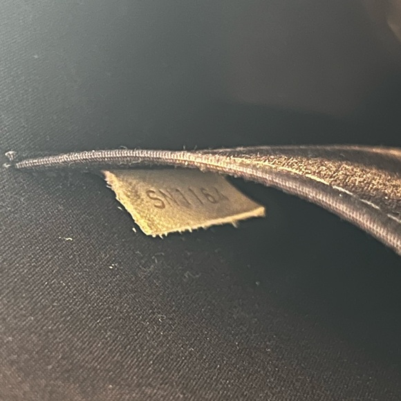 Louis Vuitton alma MM in excellent condition - color Vernis Amarante - Picture 8 of 14